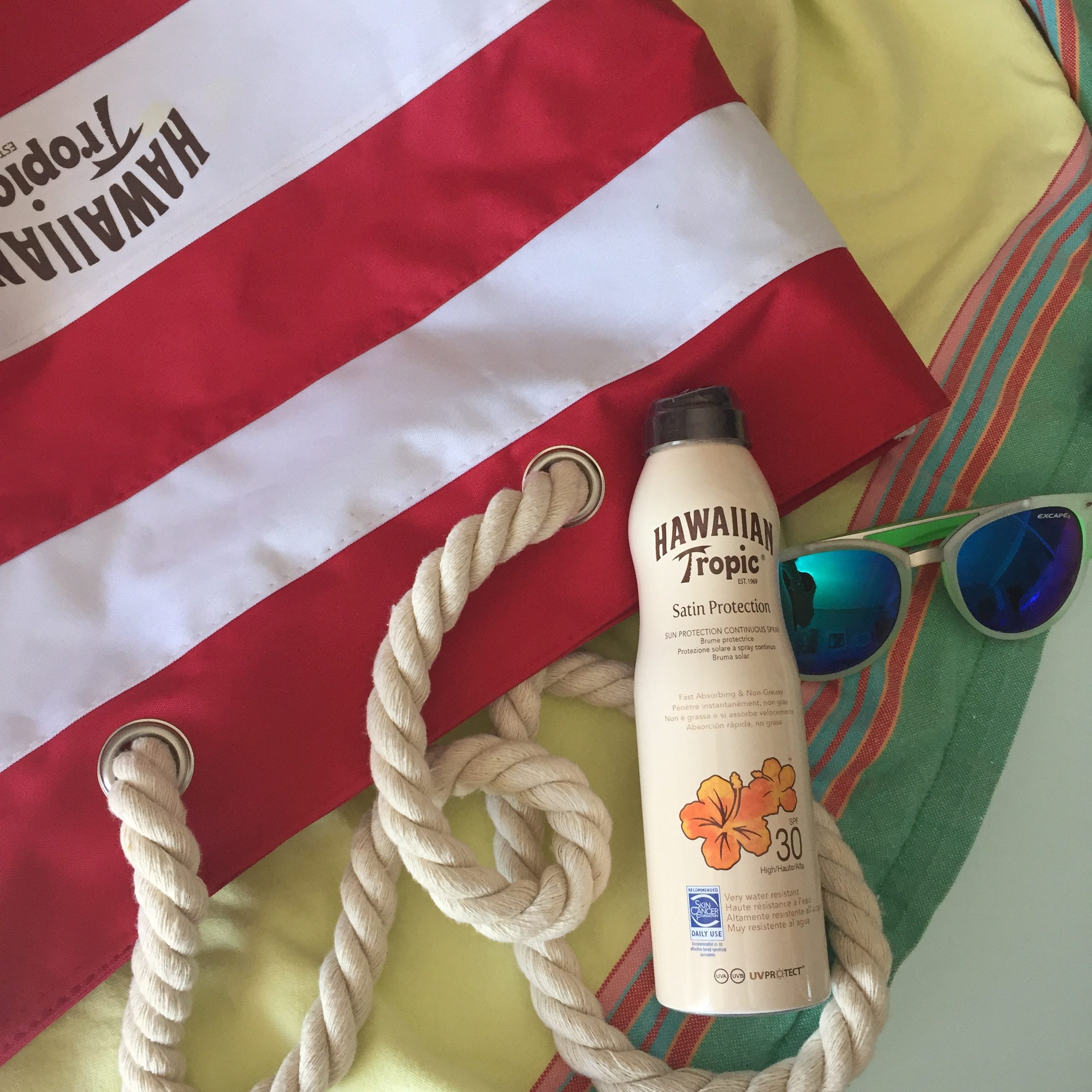 Baciate dal sole, coccolate da Hawaiian Tropic