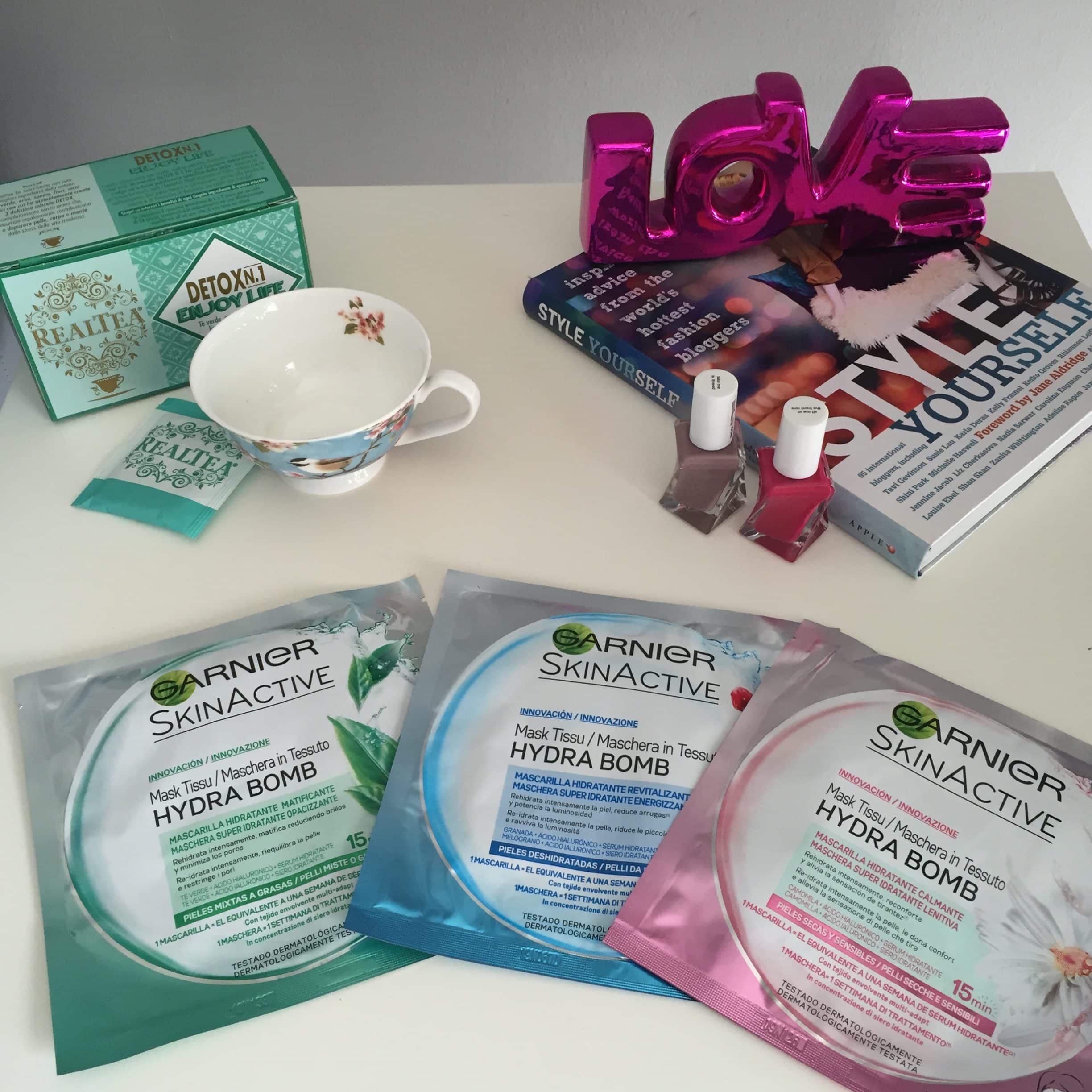 Nuove maschere in tessuto Hydra Bomb Garnier: pelle rigenerata