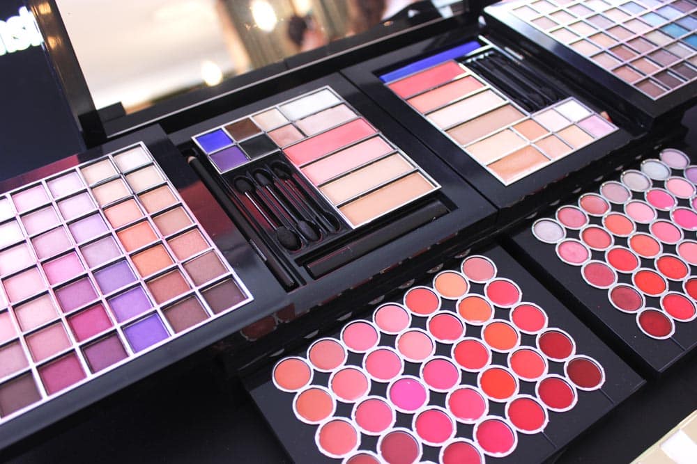 Tendenze make-up primavera estate 2017: occhi e labbra protagonisti! 8