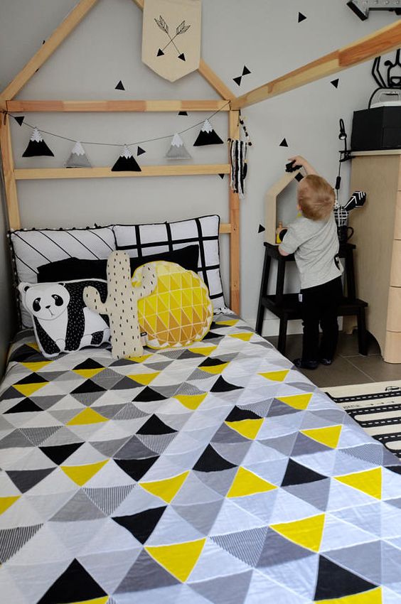 Cartella colori Pantone: scopri come abbinare il giallo dell'estate 7
