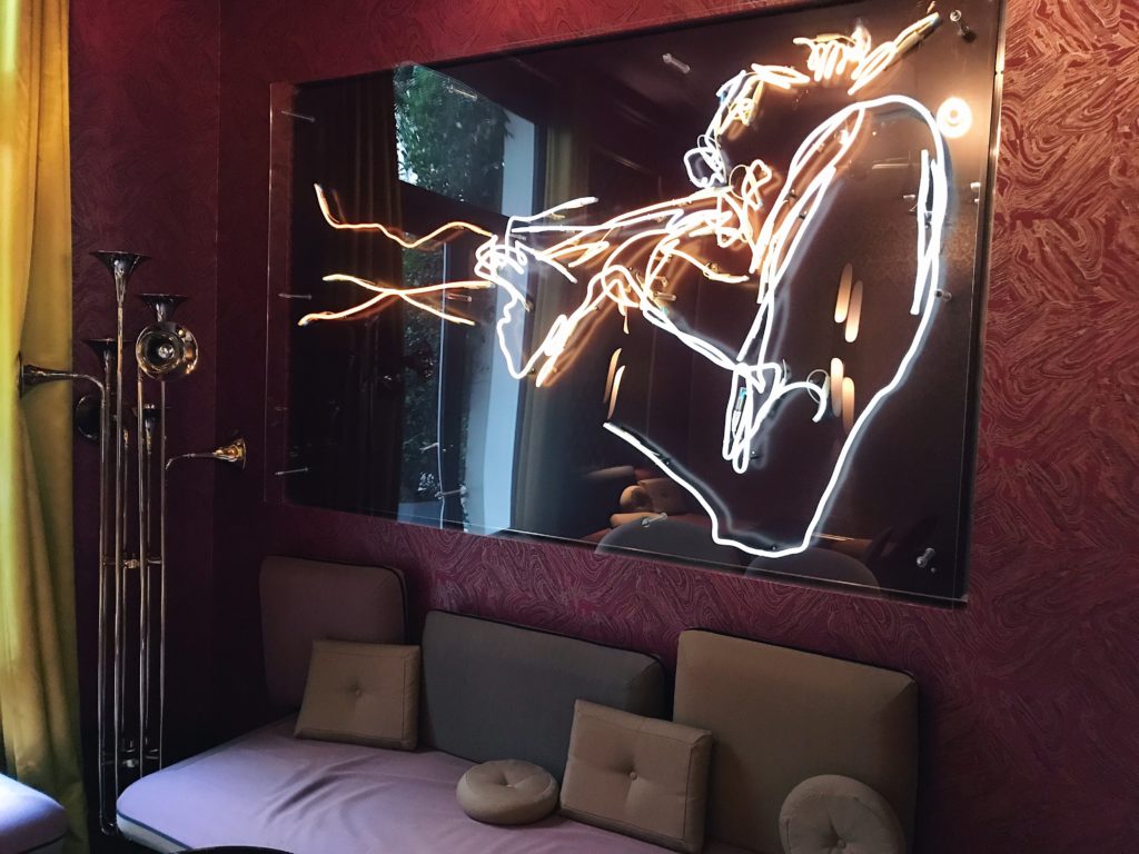 Weekend romantico a Parigi: Idol Hotel, quando protagonista è la musica 6
