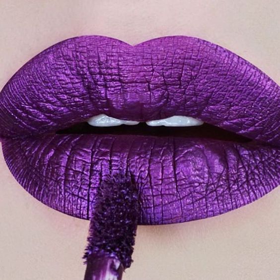 Cartella Pantone. Ultra Violet e make-up: istruzione per l'uso! 8