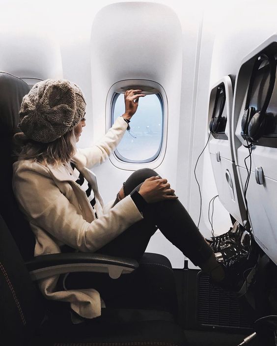 Travel beauty essentials: consigli di bellezza per i viaggi più lunghi