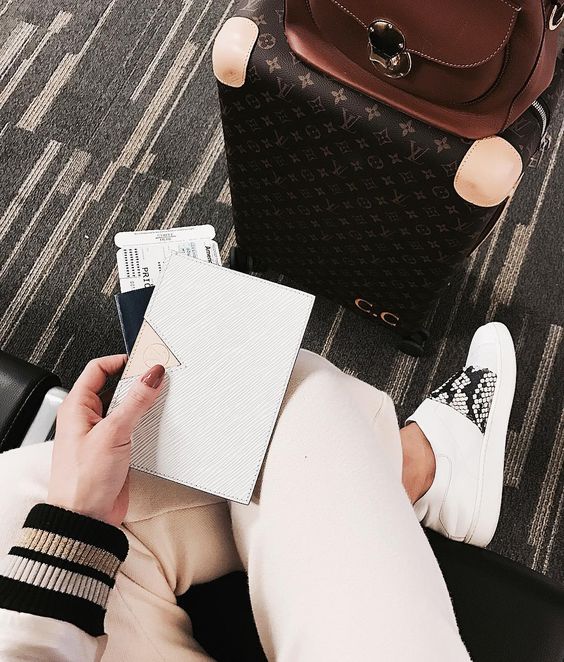Travel beauty essentials: consigli di bellezza per i viaggi più lunghi 1