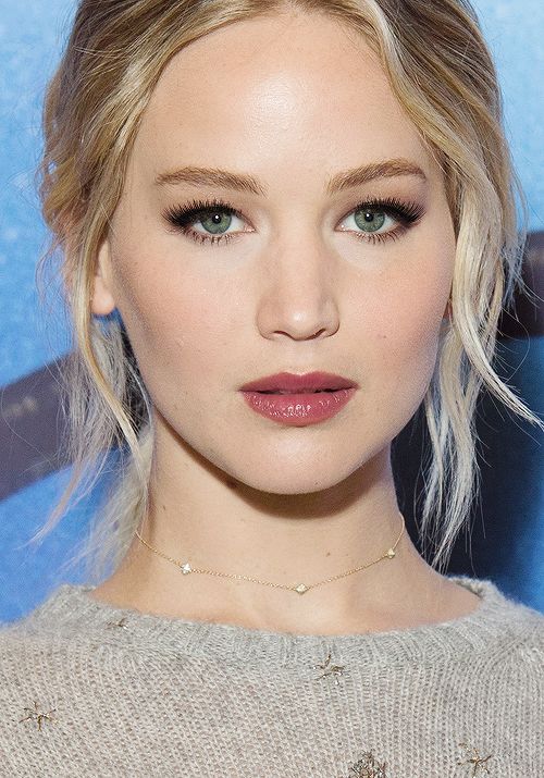 Look da cerimonia: make-up e outfit per essere perfette in qualsiasi occasione! 7