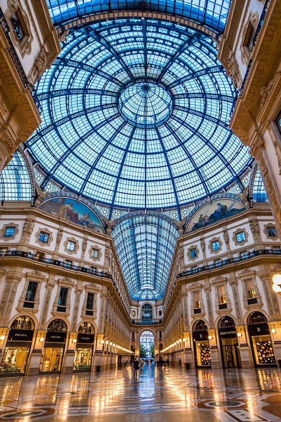 Weekend a Milano: itinerari inediti per una visita della città a piedi 1