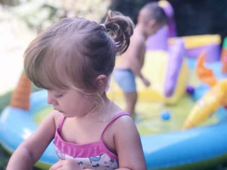 Alimenti per bambini, i colori nel piatto: riconoscere vitamine, fibre and co.