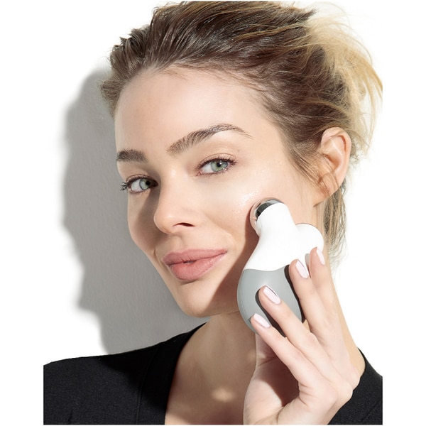 Trattamenti viso anti age: la mia esperienza con NUFACE Trinity®
