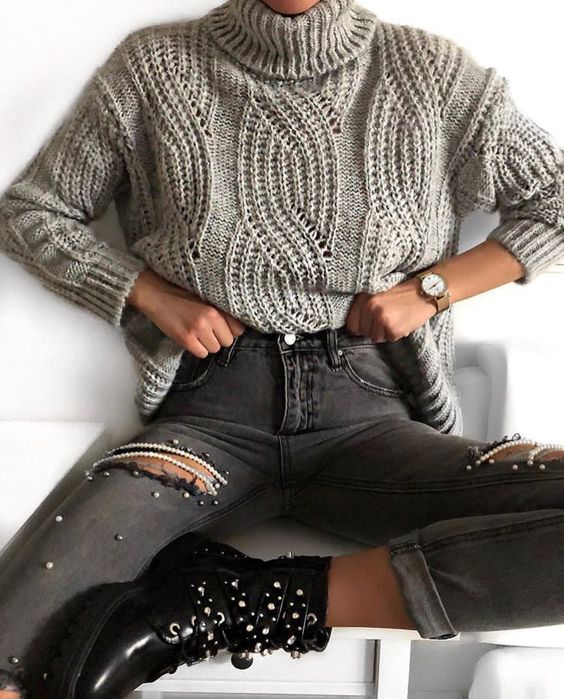 Moda donna: il look giusto per lo shopping natalizio 2