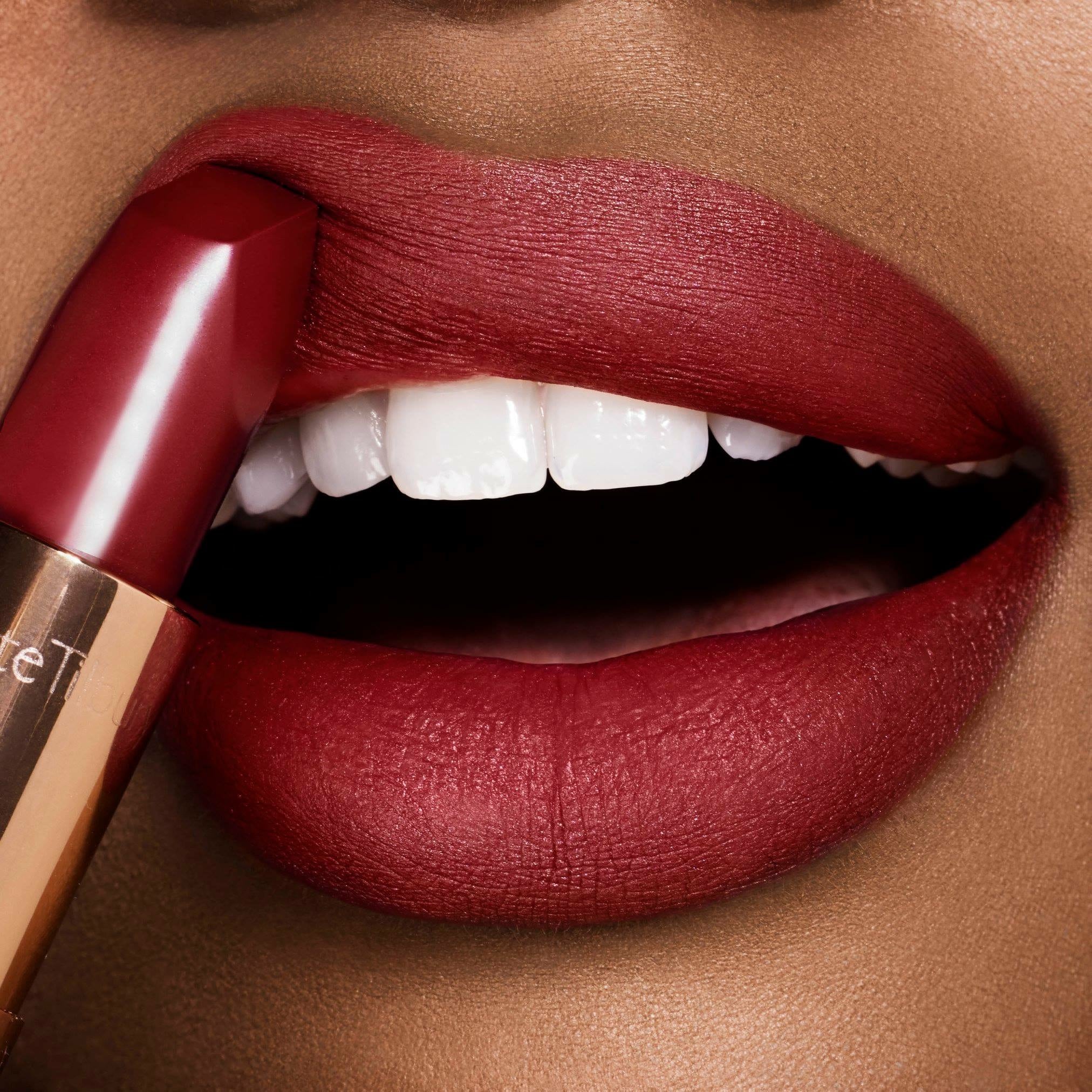 colore rossetti, rossetto mat, rossetto rosso, rossetto rosso mat