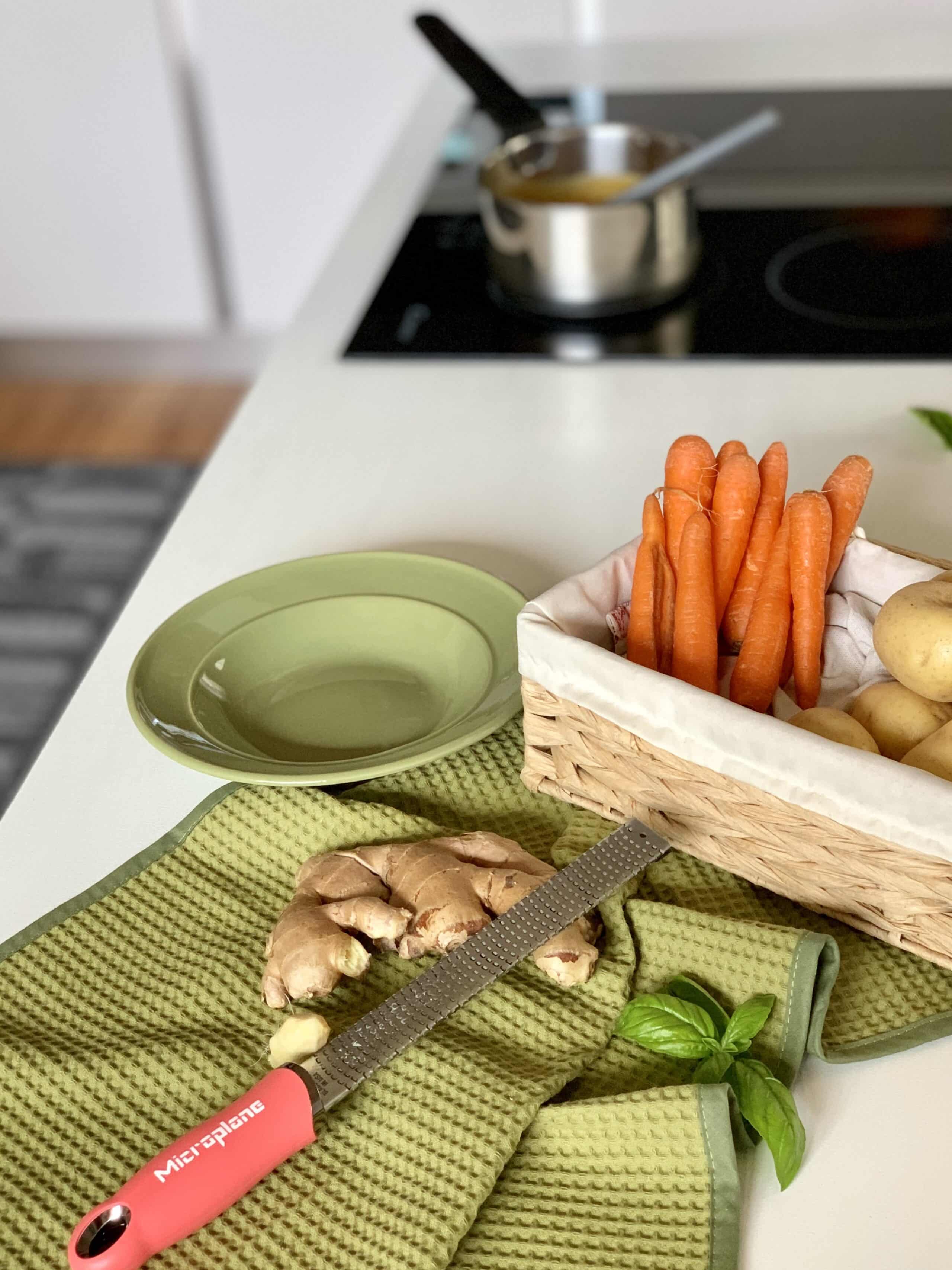 Ricette facili e sfiziose: vellutata di patate, carote e zenzero 9