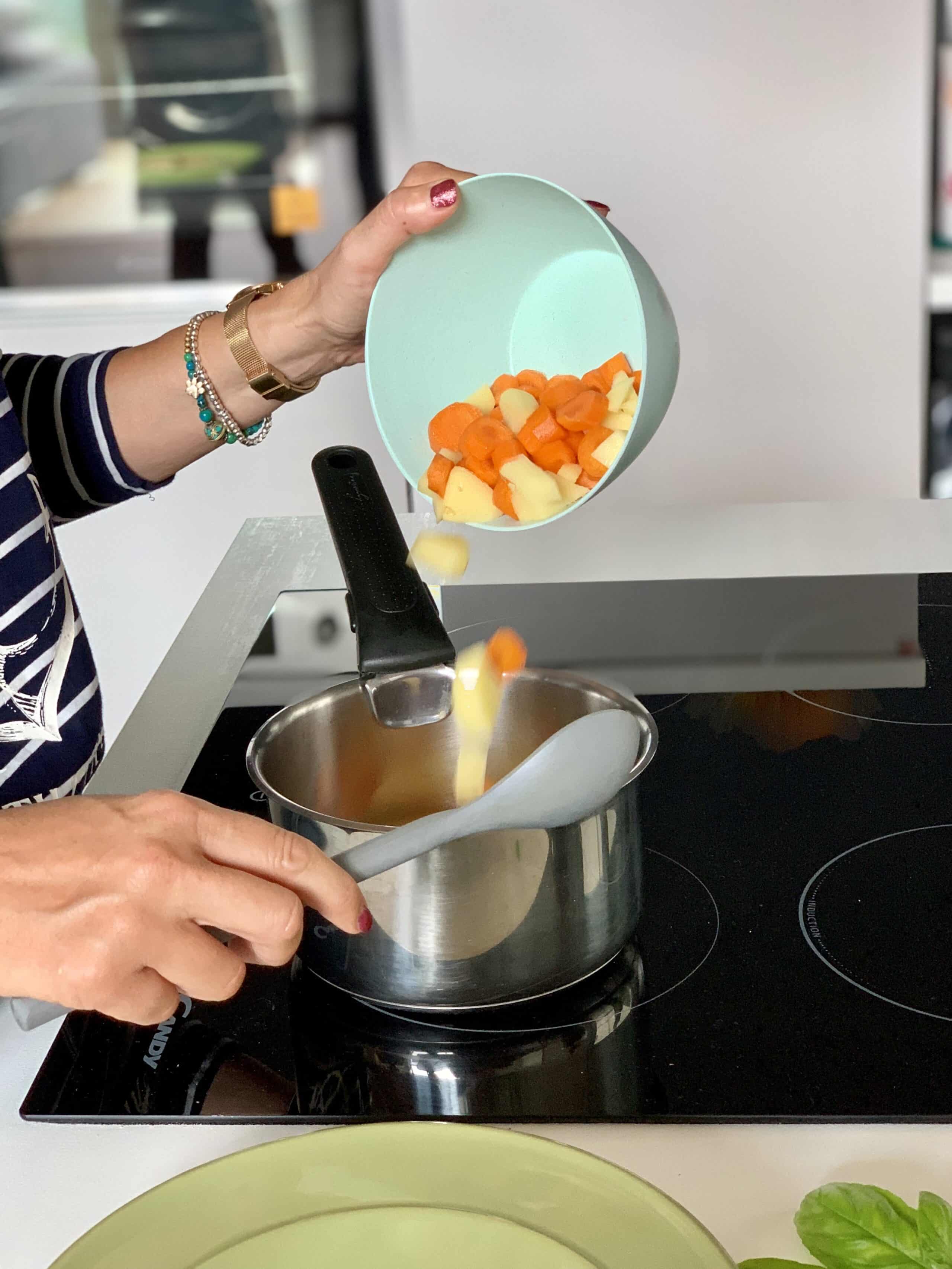 Ricette facili e sfiziose: vellutata di patate, carote e zenzero 6